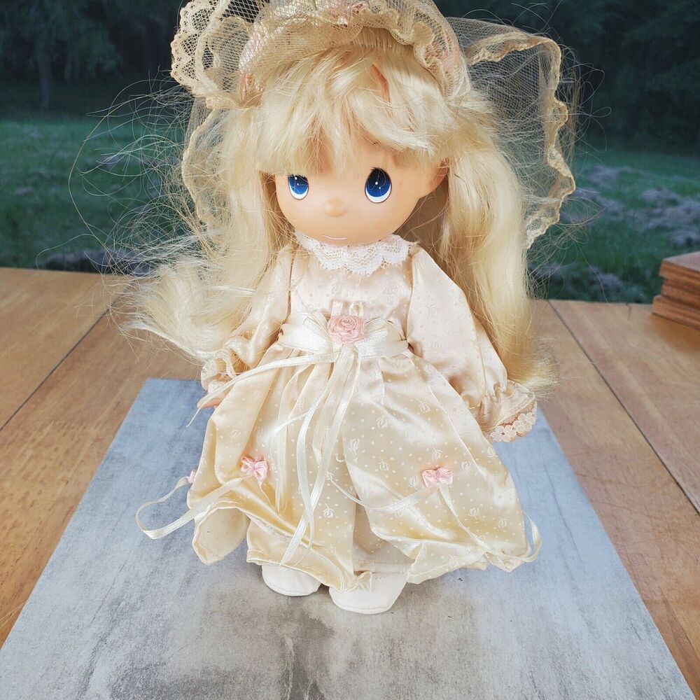 PM Inc 1992 Precious Moments Bride Doll 10" Blond Hair Dress Veil Shoes Panties